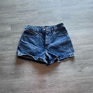 Abercrombie and Fitch Natural Rise Lightly Distressed Short 32